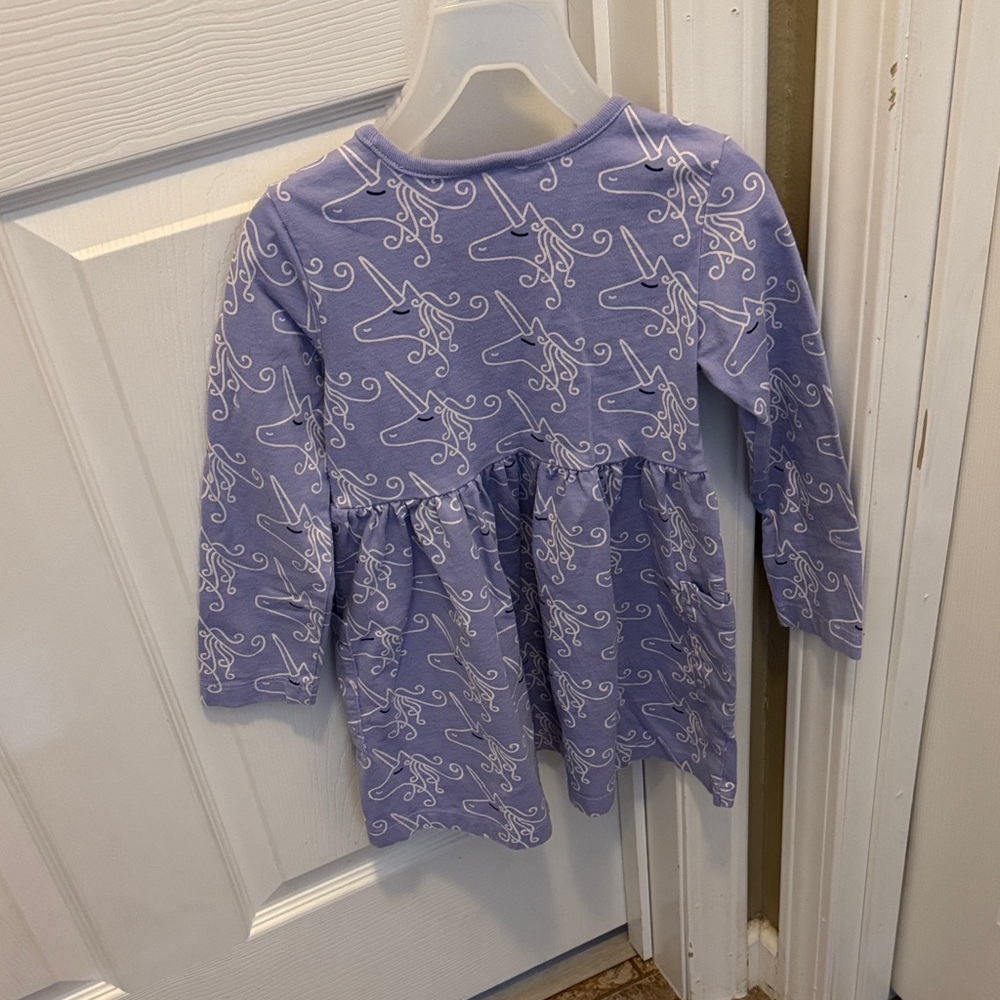 Hanna Andersson Purple Dress With Unicorns - Picture 5 of 6